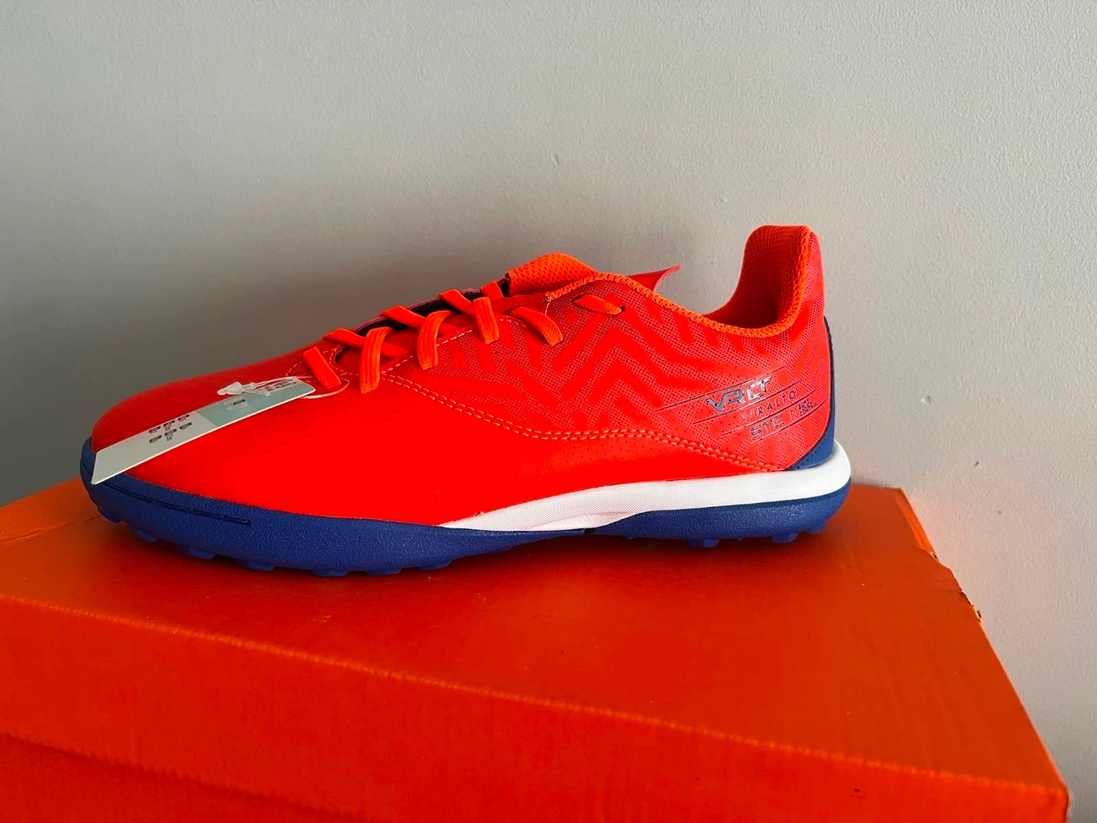 Zapatillas futbol sala Kipsa talla 37 – photo 3